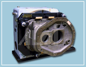 The gearbox housing process the fourth shaft hydraulic clamp