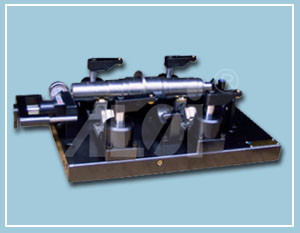 Intermediate shaft - auxiliary box processing hydraulic clamp